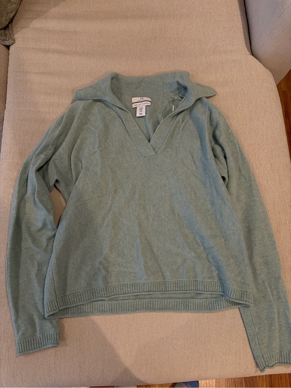 Cashmere collared pullover sweater